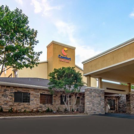 Comfort Suites Nw Dallas Near Love Field Extérieur photo