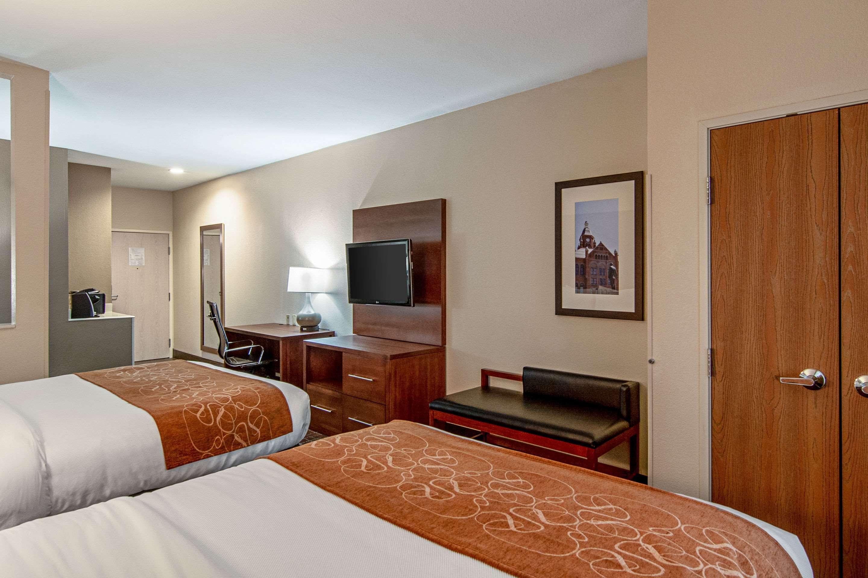 Comfort Suites Nw Dallas Near Love Field Extérieur photo
