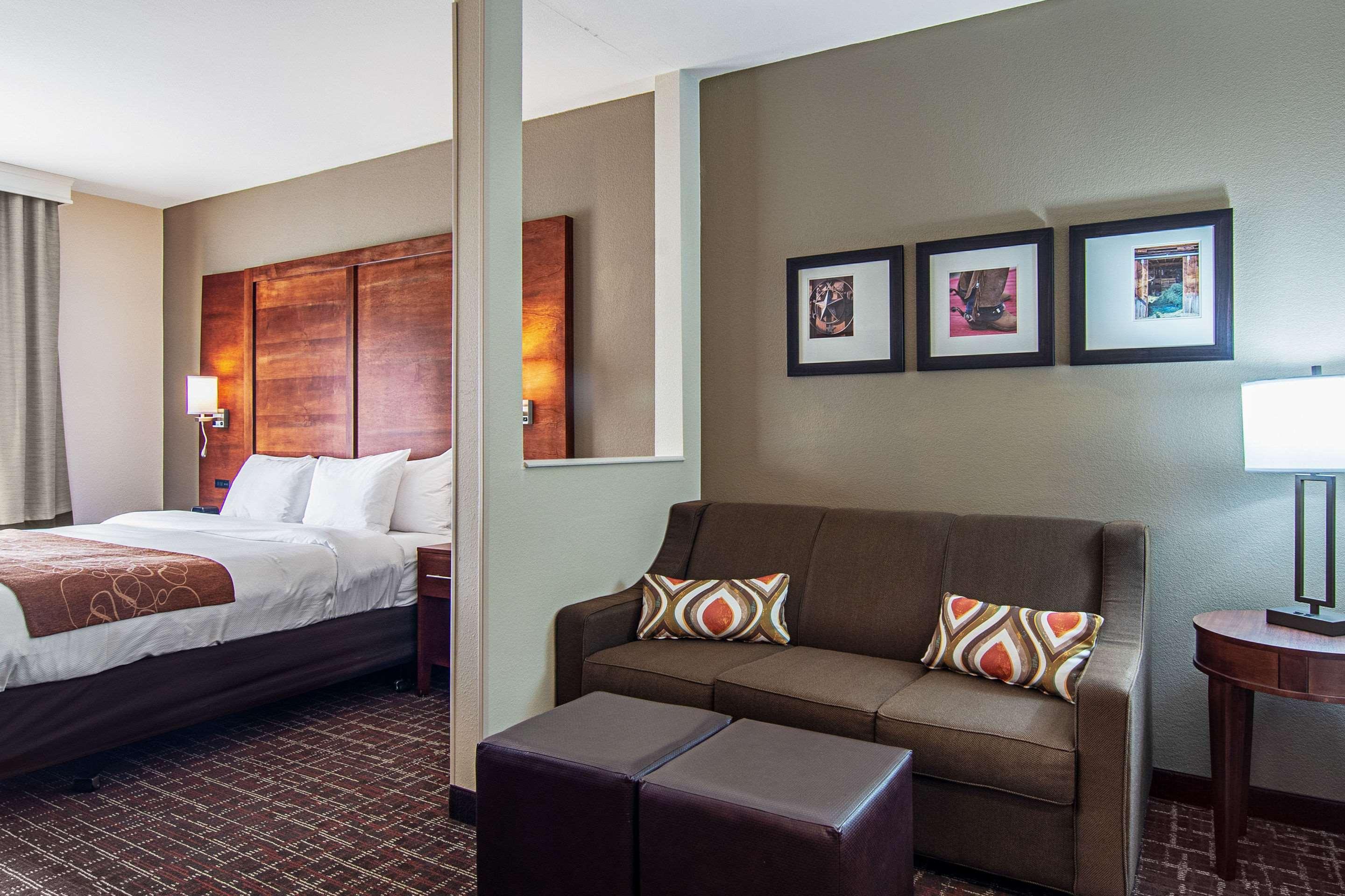 Comfort Suites Nw Dallas Near Love Field Extérieur photo
