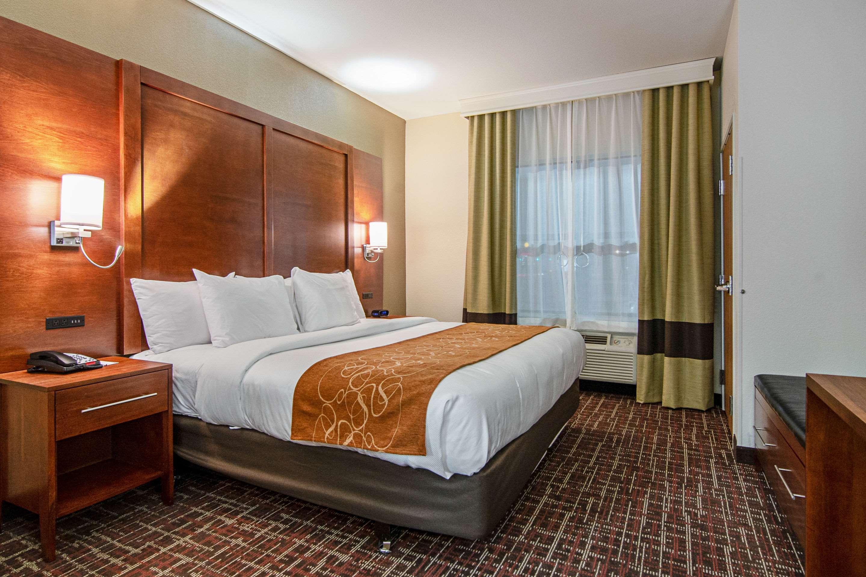 Comfort Suites Nw Dallas Near Love Field Extérieur photo