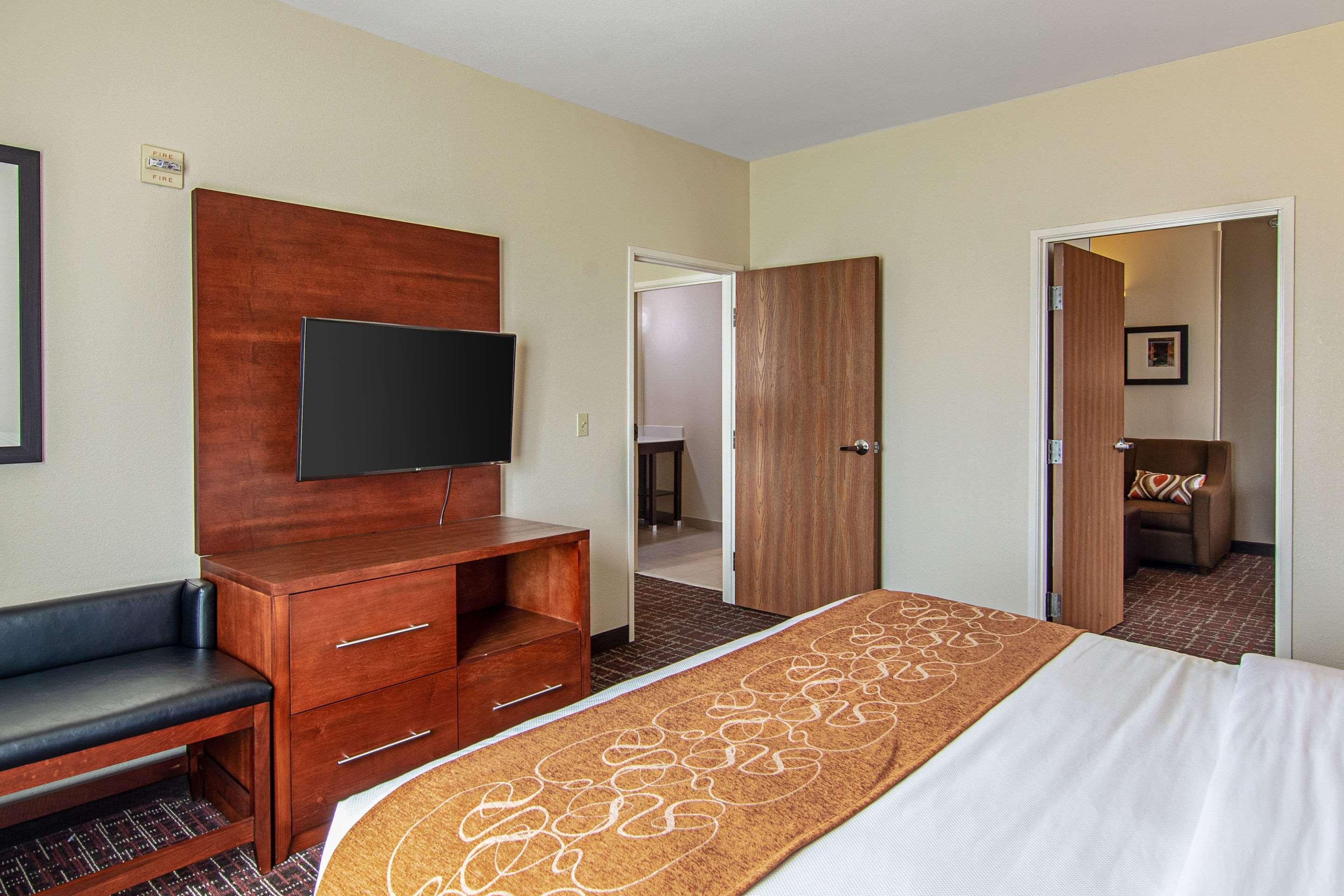 Comfort Suites Nw Dallas Near Love Field Extérieur photo