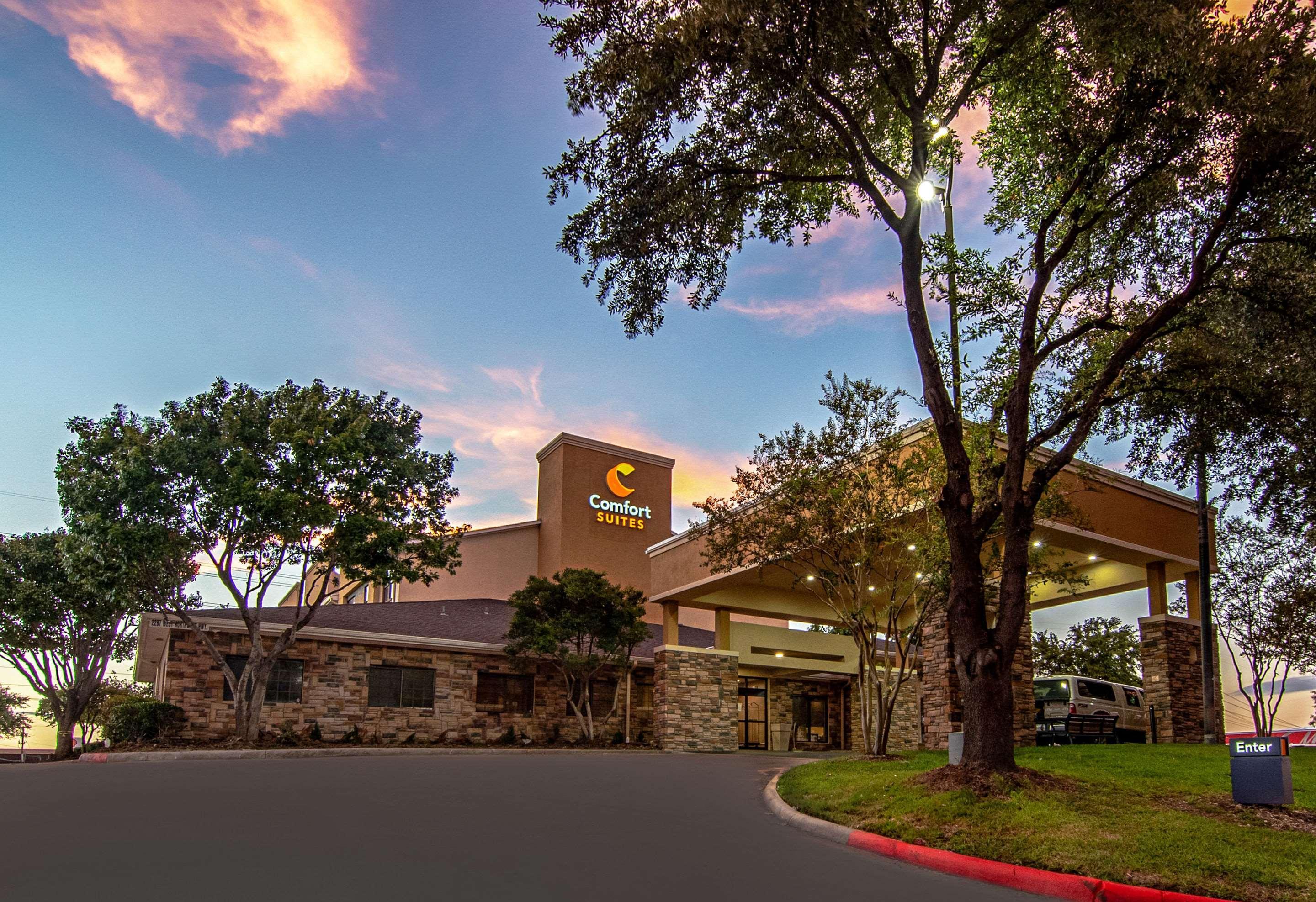 Comfort Suites Nw Dallas Near Love Field Extérieur photo
