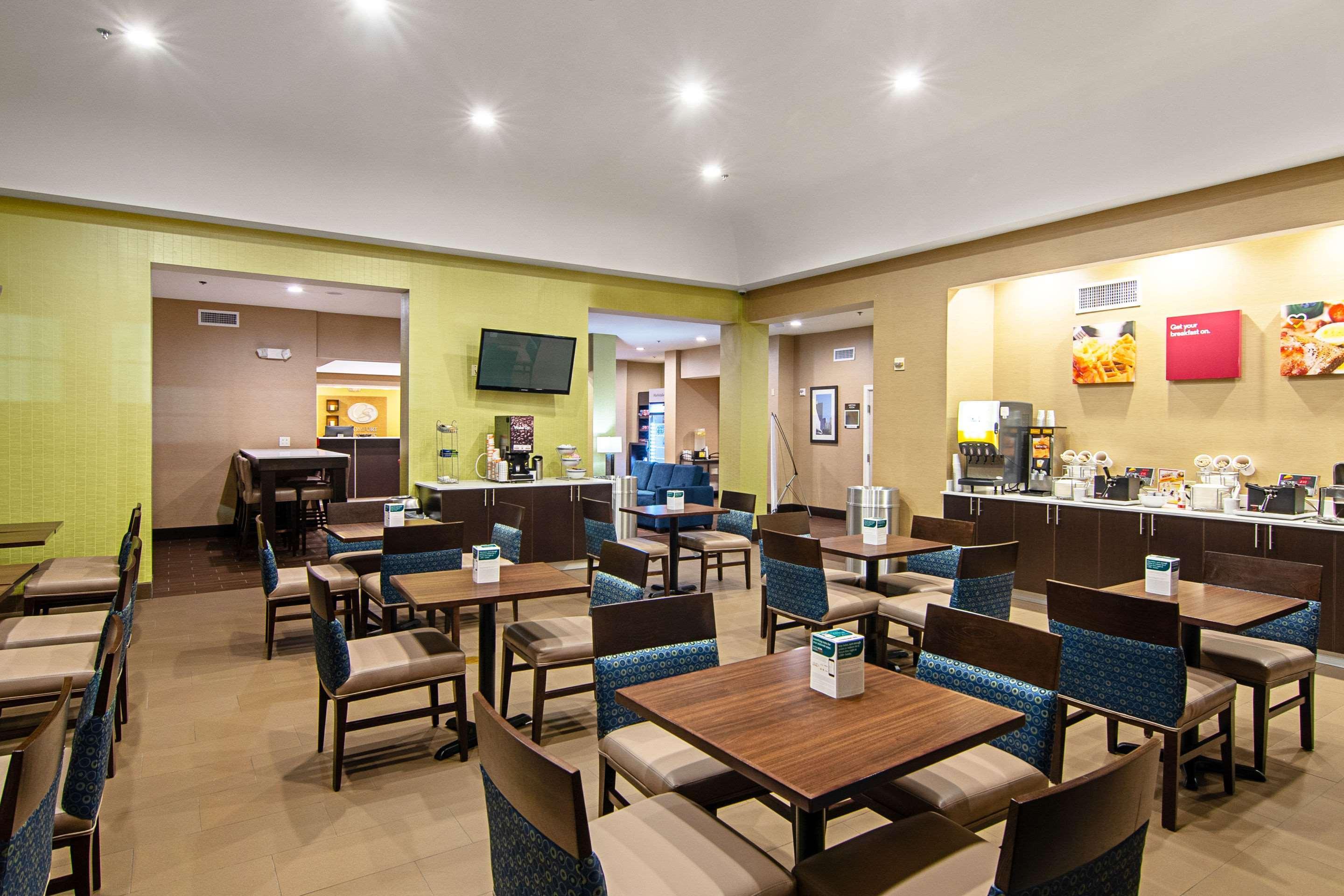 Comfort Suites Nw Dallas Near Love Field Extérieur photo