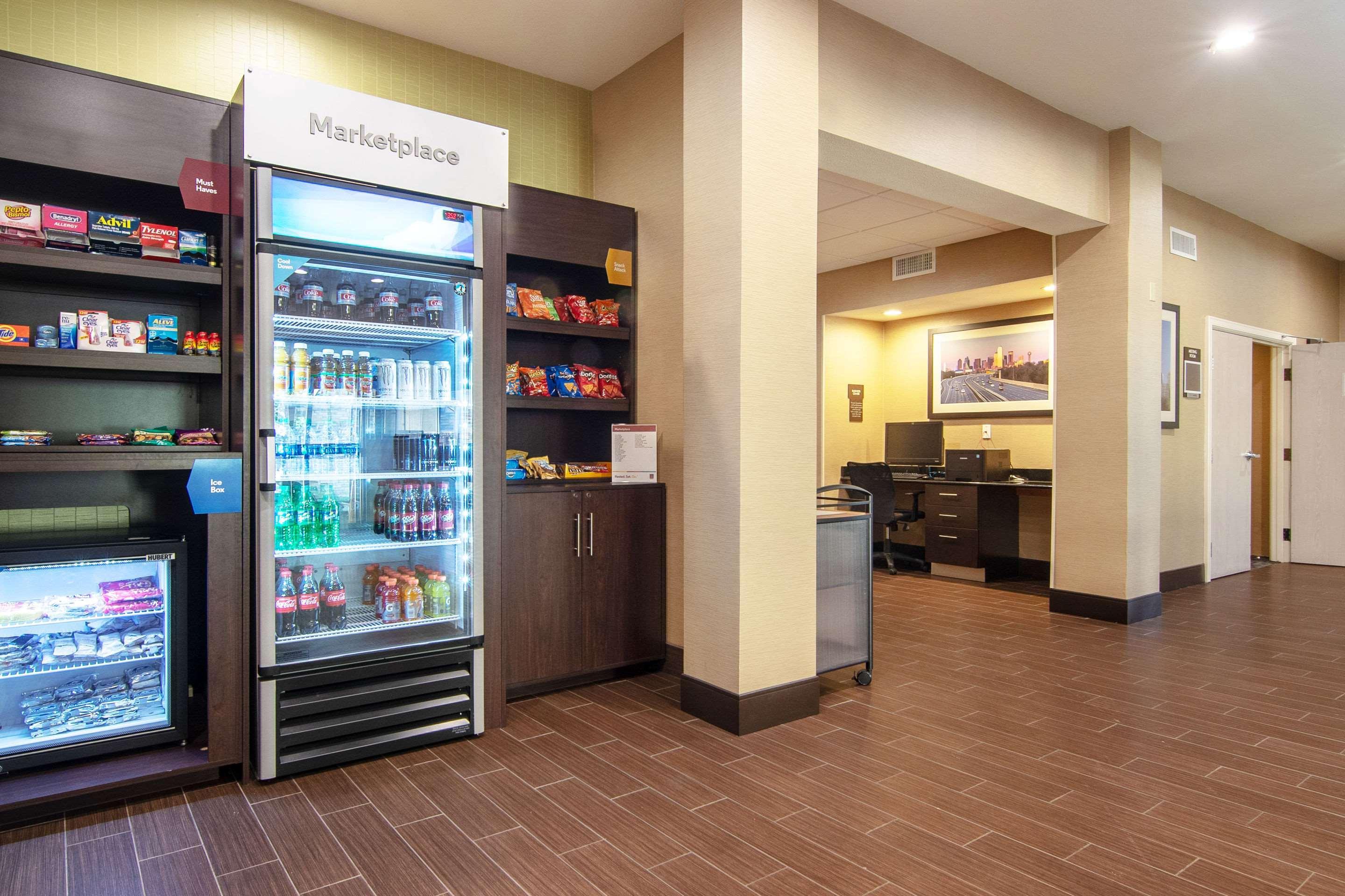 Comfort Suites Nw Dallas Near Love Field Extérieur photo