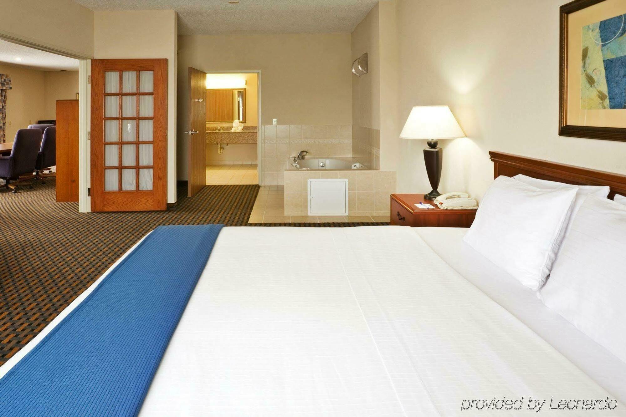 Comfort Suites Nw Dallas Near Love Field Extérieur photo